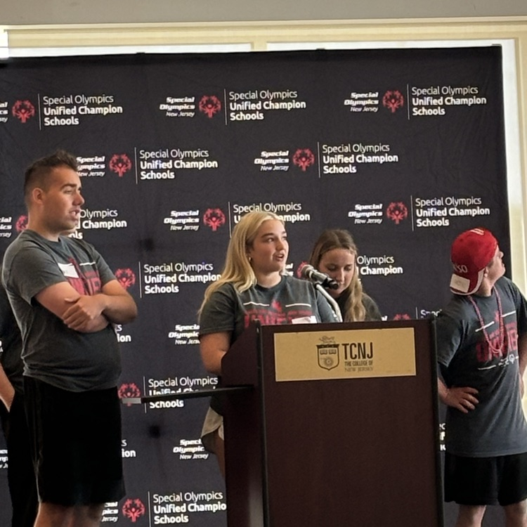 LRHSNJ's tweet photo. Our Unified club members made a fantastic presentation about the successful year the Lancers had creating an inclusive High School. The Youth Summit was a great day of exchanging ideas! #UnifiedNJ #SONJ https://t.co/2UU8jpzKhW