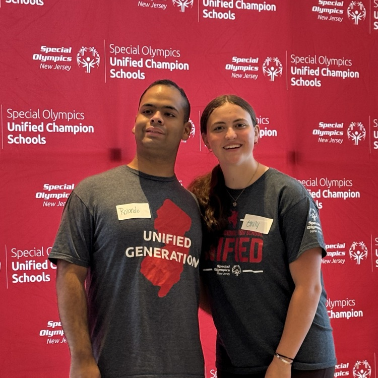 LRHSNJ's tweet photo. Our Unified club members made a fantastic presentation about the successful year the Lancers had creating an inclusive High School. The Youth Summit was a great day of exchanging ideas! #UnifiedNJ #SONJ https://t.co/2UU8jpzKhW