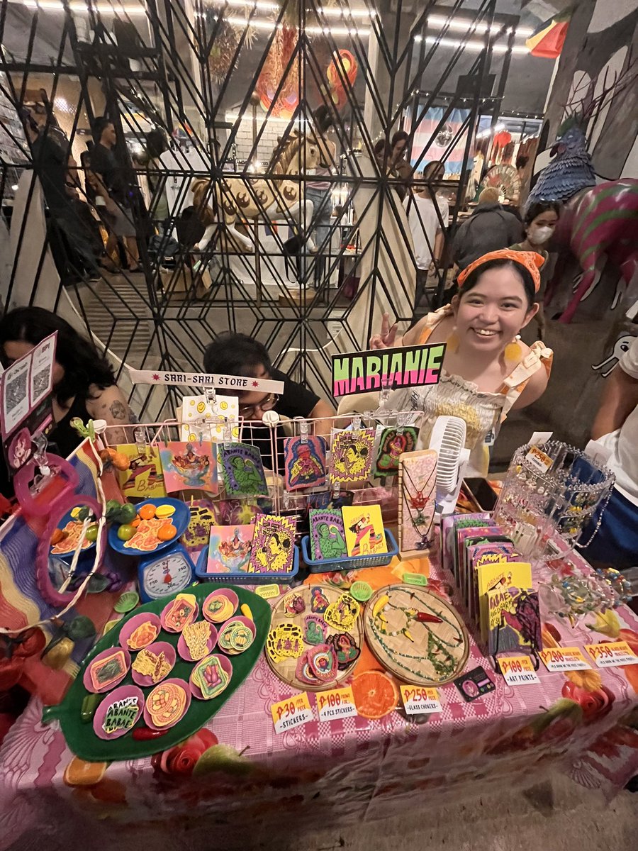 fav setup from yesterdays market in escolta <a href="/marianieart/">❀Marianie❀</a> 🍒🍓🍇🍎🍉🍑🍊🍋🍍🍌🥑🍏🍈🍐🥝🥭🥥🍅🥭🫐🍆