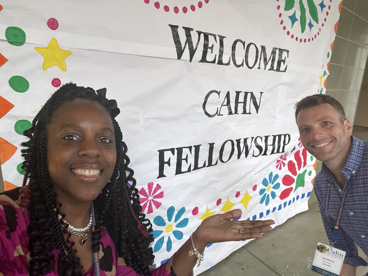 MsSmall2016's tweet image. Next stop 🛑 @CahnFellowship was 
#GarfieldHighSchool for a top tier welcome &amp;amp; experience with #Transformative21 ~ forever a learner. ⭐️🙌🏾❤️ @jbland100 @apsupdate @IBinAPS @wardellhunterED @MorrisBrandonES