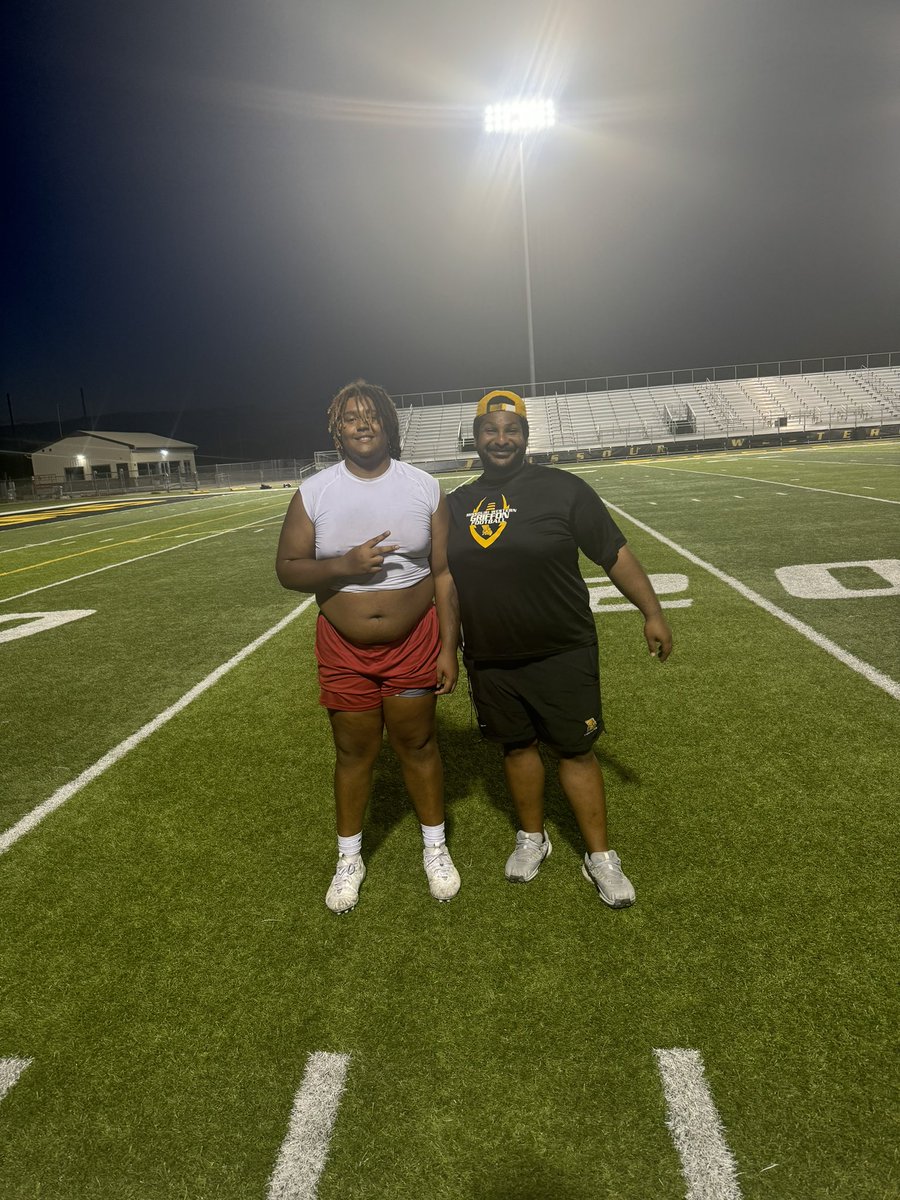 Manny“ ManMan ”Gonzalez (@mannygonzo08) on Twitter photo had a great day at camp today! thank you <a href="/CoachGalloM/">Michael Gallo</a> for the hospitality and coaching me, can’t wait to be back! had a great day at camp today! thank you <a href="/CoachGalloM/">Michael Gallo</a> for the hospitality and coaching me, can’t wait to be back!