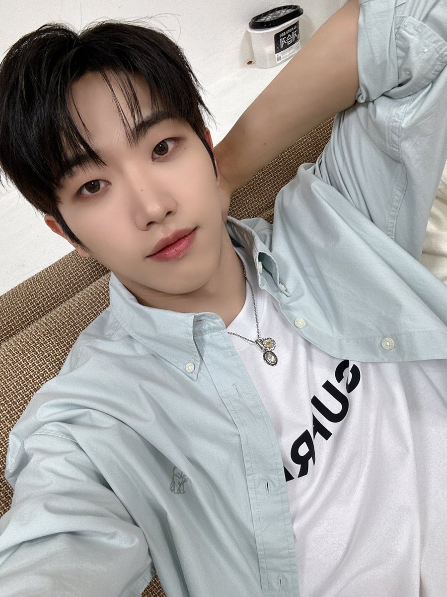 [DANN👑]

You’re the one for me🌷

#TheKingDom #더킹덤 #TKD 
#DANN #단