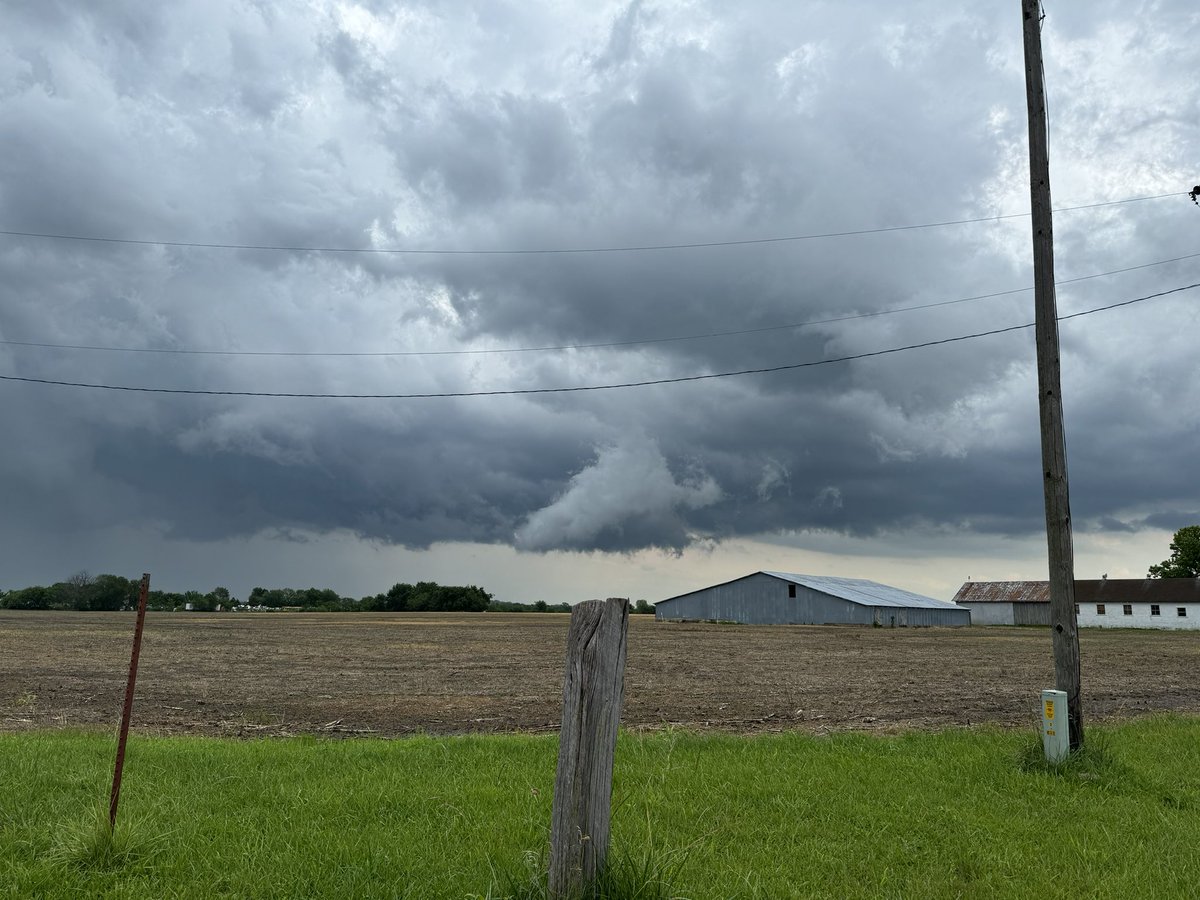 kirastinnnn's tweet image. Caught a nice little storm tonight #moweather @tornadopaigeyy