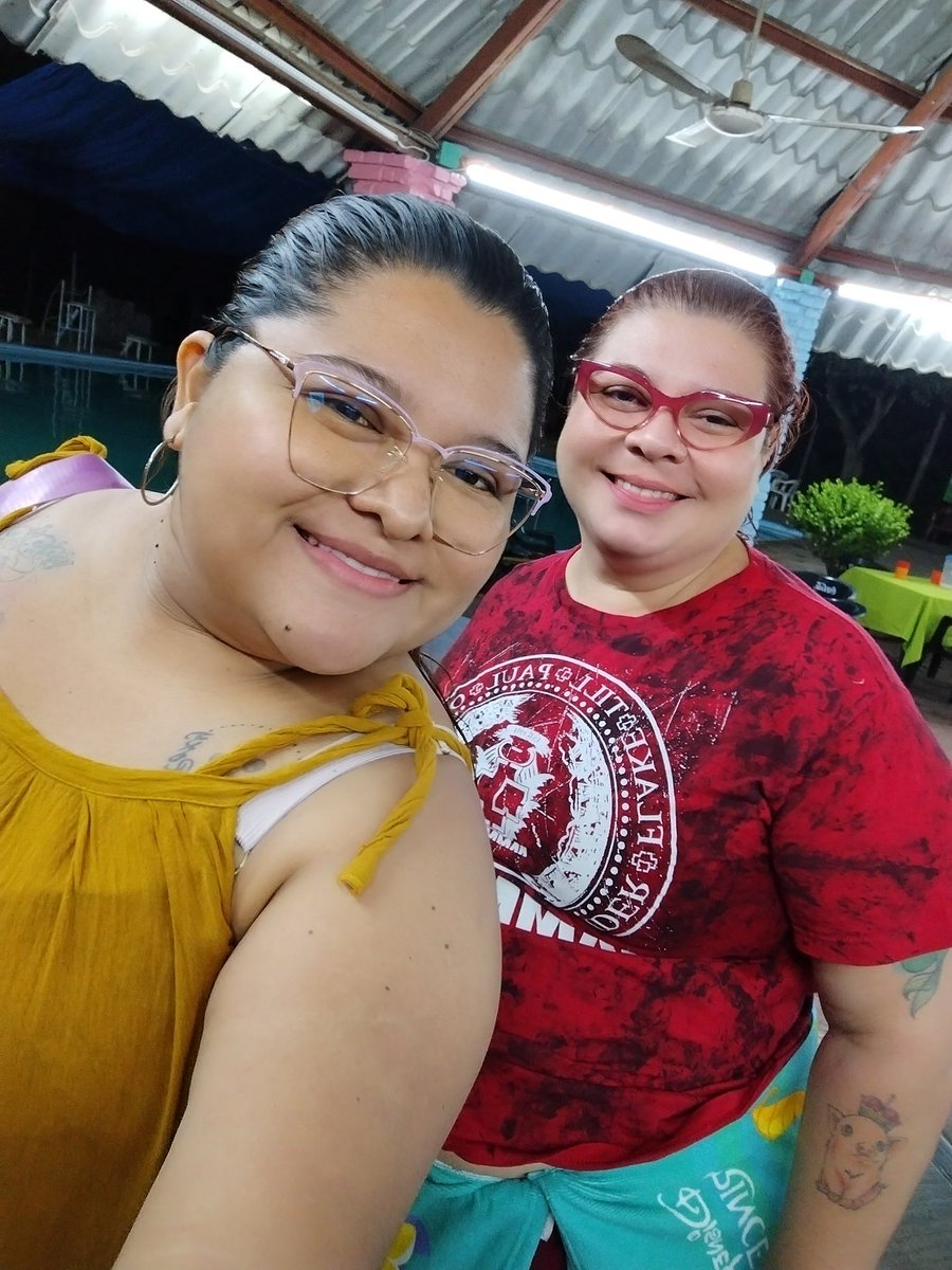 sofia_2891's tweet image. Tarde de alberquita, sabadito relax, por ya hacía falta salir de la rutina y del estrés laboral 😁 @DescaradaGorda