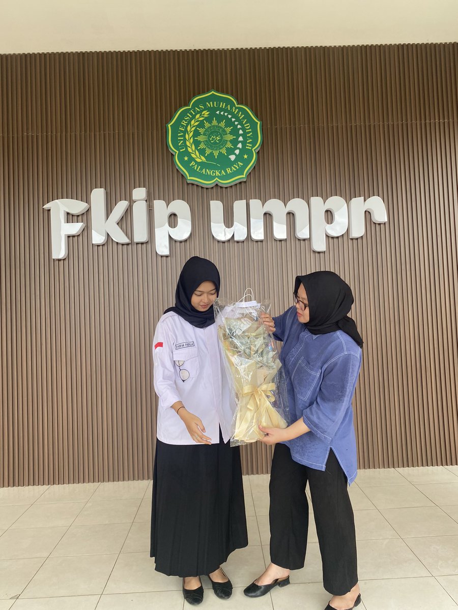 ladidacups's tweet photo. 😴😴☺️ https://t.co/eqWl3TN88O