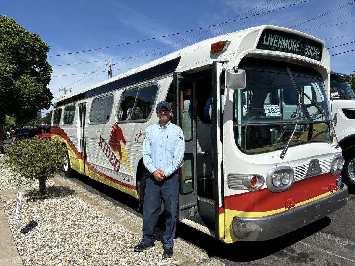 wheelsbus's tweet photo. When Wheels says "Ride 'em", we mean buses not broncos. Gorgeous morning in Livermore where we started out Rodeo weekend in the our 1966 GM Rideo bus! https://t.co/8aYo8KXtQF