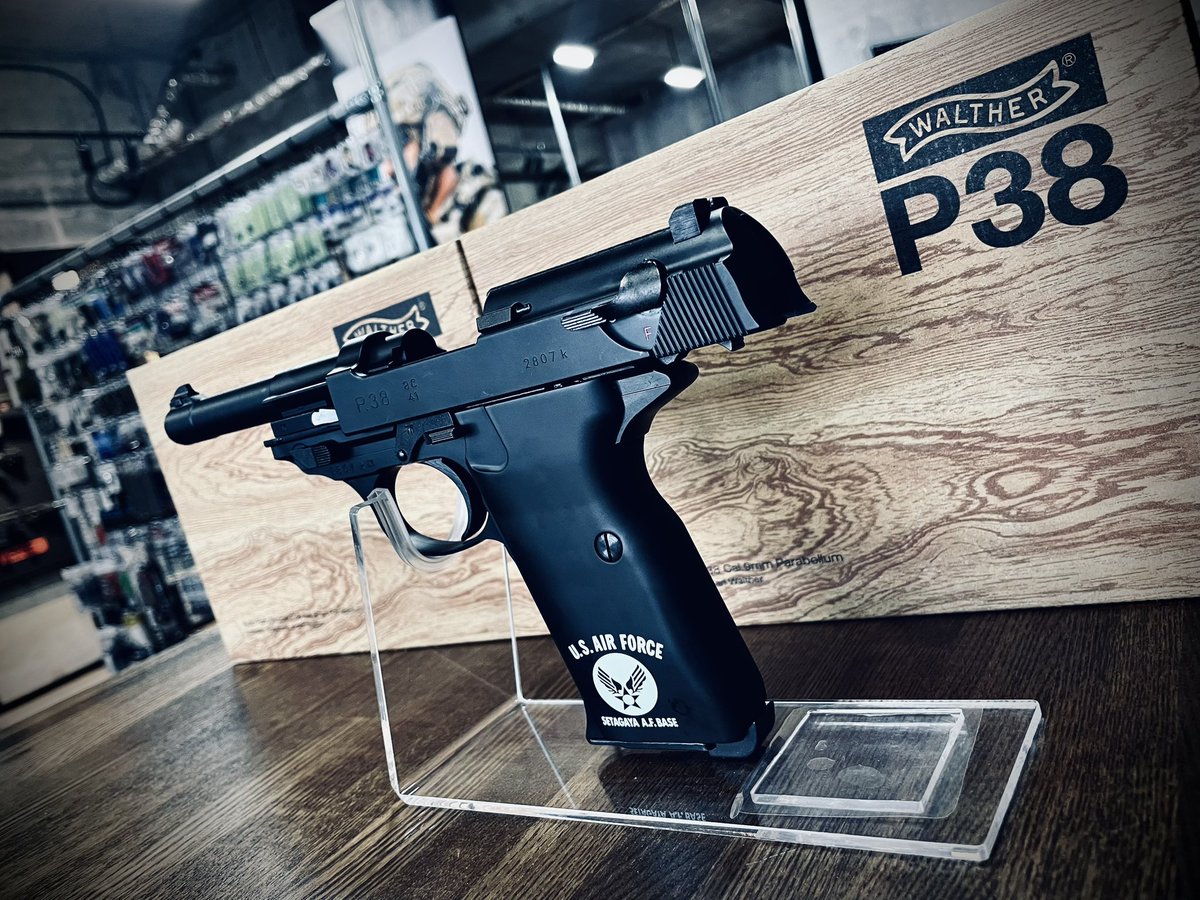 MILSPEC_CONCEPT's tweet photo. #新商品紹介
組み上がりました。#ワルサー 正式ライセンス #マルゼン #P32 #ac41 に #世田谷ベース グリップがインストールされた特別仕様で店頭に並んでます。
手に取るとその表面の滑らかさが伝わり、
握り込むとその薄さが際立ちます。
その質感は店頭にて。
#宮崎 #佐土原 #サバゲー #エアガン https://t.co/cyv2zPFeu0