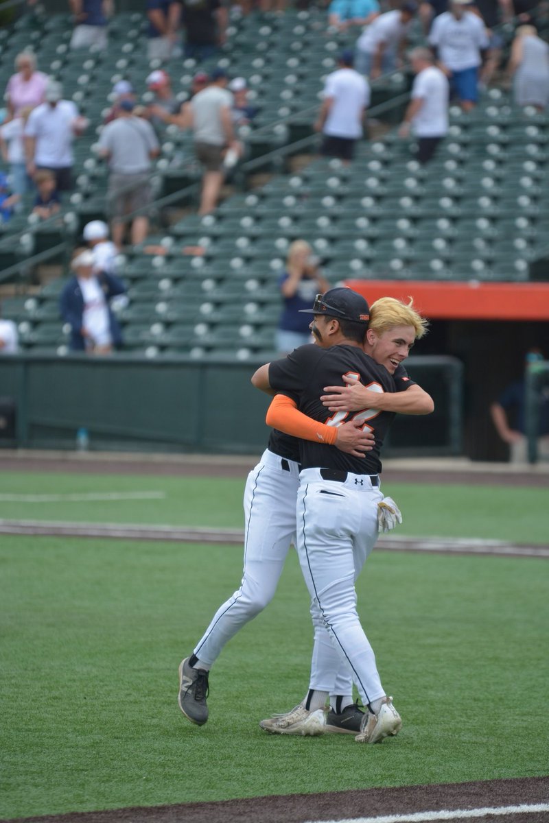 What a phenomenal team win! Would not want to do it with any other group of guys! State Champs!🏆🧡