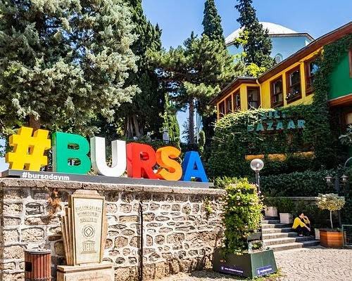 Bursa'da en çok nereli yaşıyor?
Erzurum (152bin)
Muş (105bin)
Samsun (93bin)
Artvin (69bin)
Balıkesir (57bin)
Trabzon (52bin)
Ağrı (45bin)