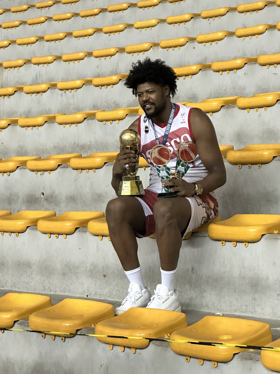 Mariana Pinho tweet media