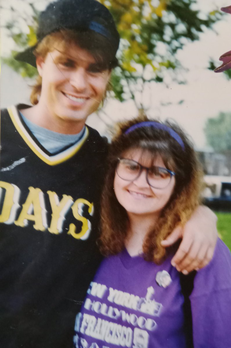 Rebel Campbell🤷‍♀️🌊😎🤙🐕🐈‍⬛🦤💜💋🎬📺📸🎨🇺🇦 tweet media