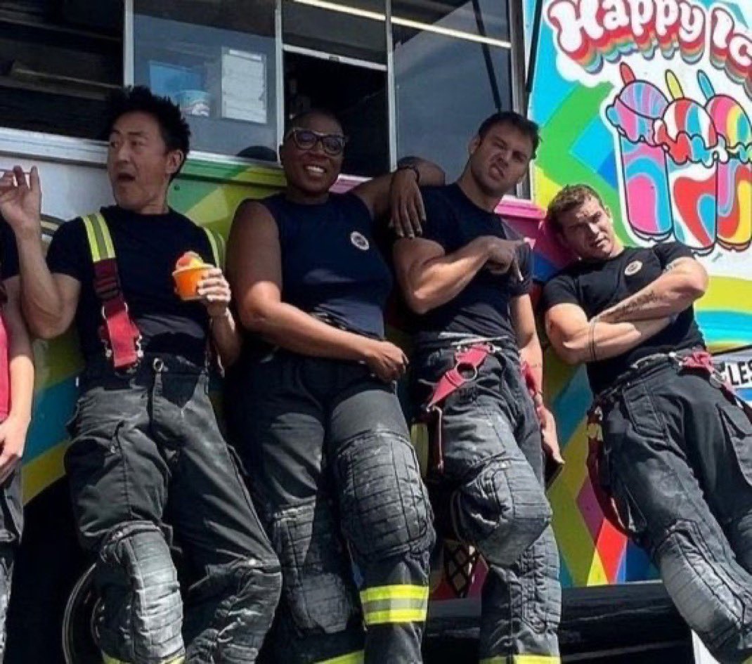 GiveInAndGetOut's tweet photo. @ trans_buckaroo posted:

118 does summer hotter 🔥🥵 https://t.co/iSuFoJiyuG