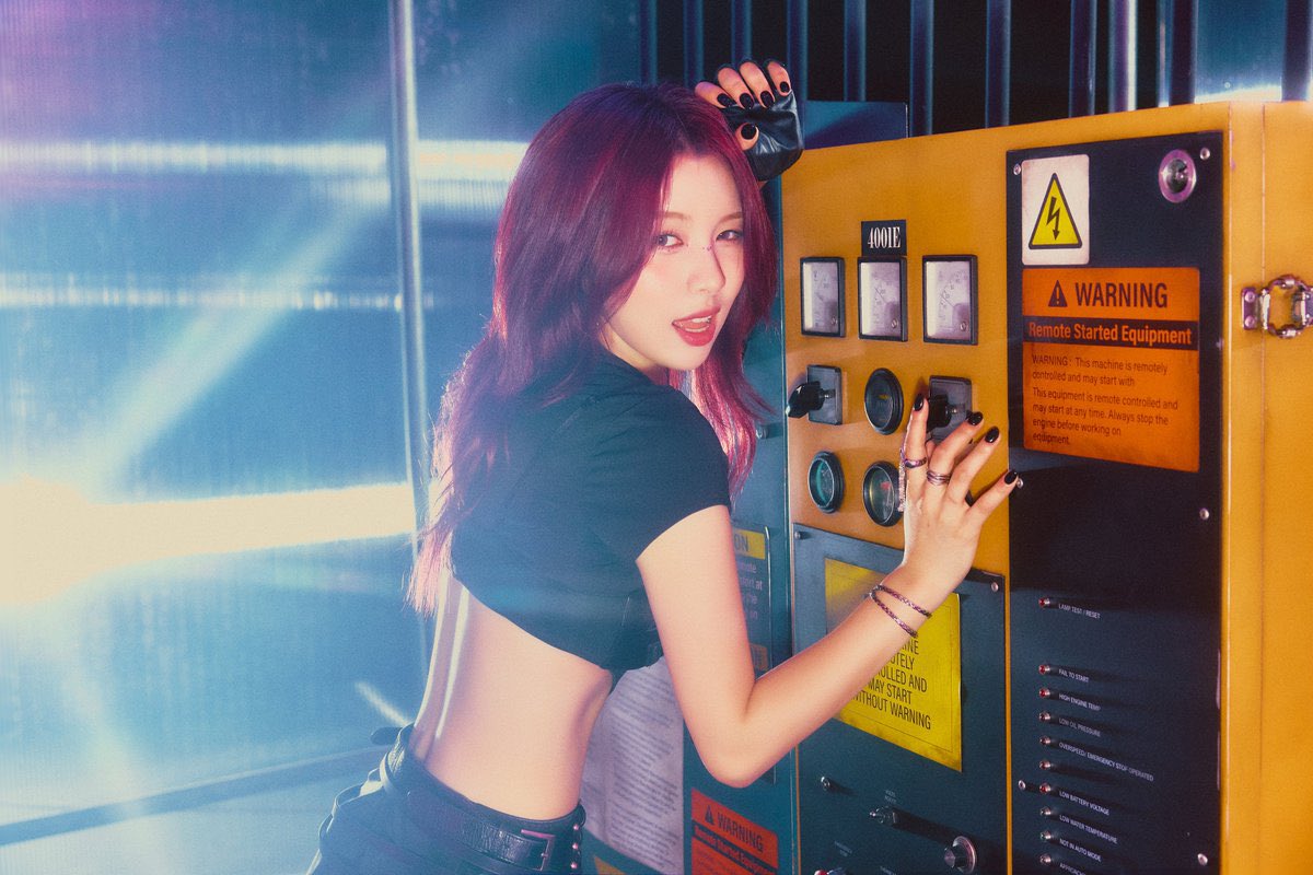 daeunfiles's tweet photo. her era. https://t.co/OFwFZowL9r