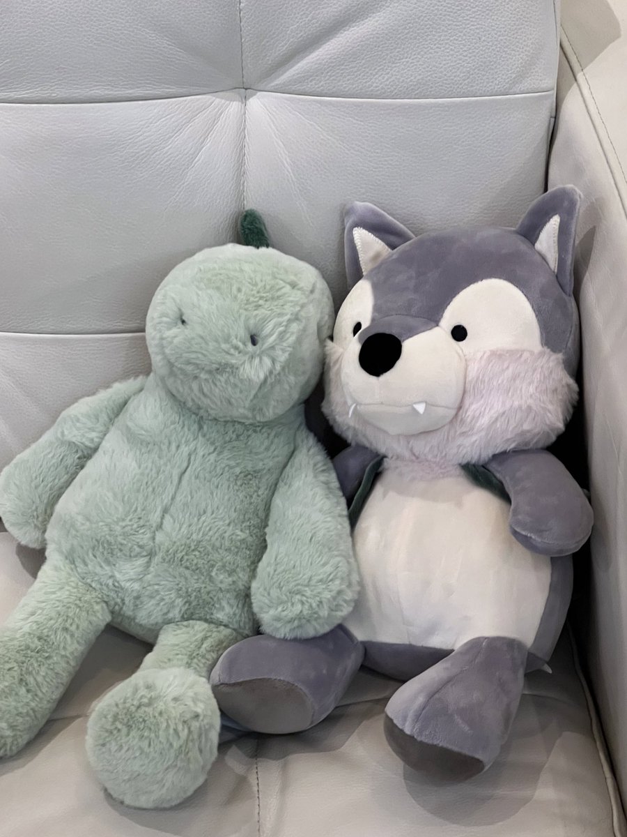 𝐃𝐀𝐘 𝟐 !🍃

#여름의_시작_With_June
#저는_허남준이_다_처음입니다