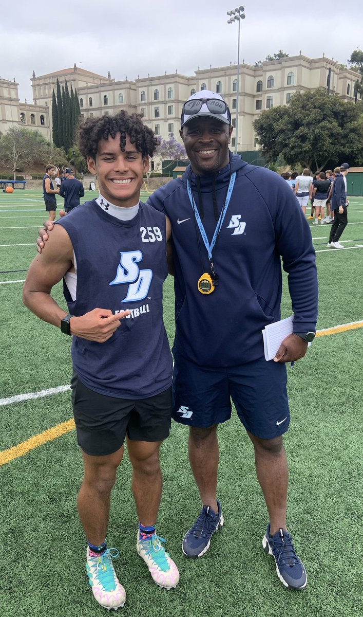AvondreKelley's tweet photo. Amazing 1st Camp Thank You! 

@USDFootball @madbacker56 

@CoachDrew18 @HC_Carter1 @CoachRocket73 @Coachrichbrown @coach_MAponte @Coach_Heffler @AustenJacobs 

@jvatheformula https://t.co/uBQTJHsWHW