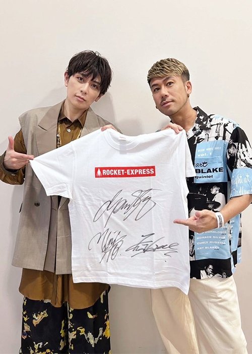 rumi_KK_otaku's tweet photo. ビジュが天才😆😆😆!!!!これはアコチルの時に撮ったのかな✨?リスバン
#ケミストリー
#RED69
#ロケエク https://t.co/CpJVLDC3kG
