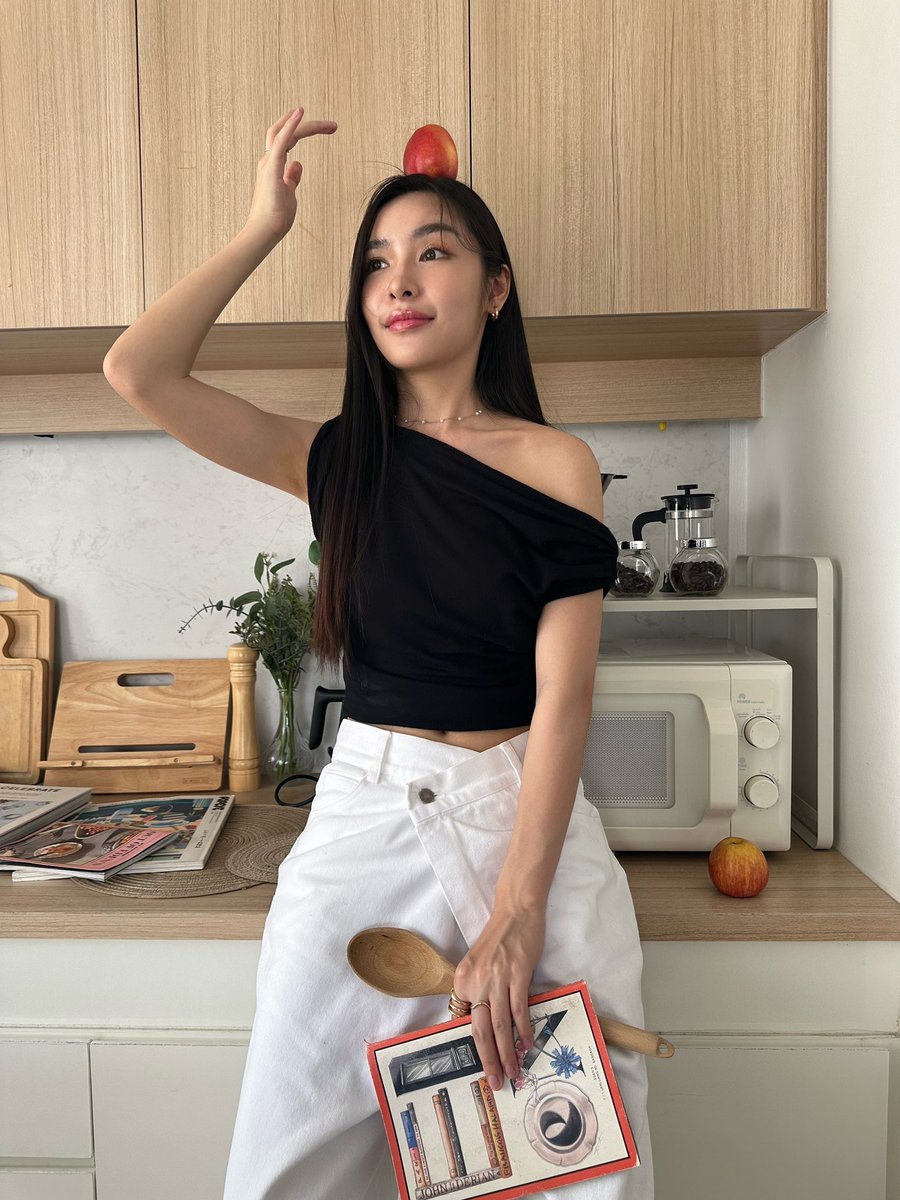 Lookkaeww_k's tweet photo. Kitchen time 🕰️🥞

LOOKKAEW GLOW 09
#lookkaewkamollak https://t.co/SupheYYcBw