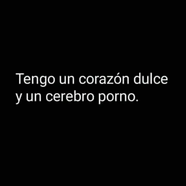 Faanylu1492's tweet photo. Soy muy amorosa🥰, pero al primer beso ya ando bien cachonda  🥵🥵😛🍆🍼 https://t.co/npVybyfO8E