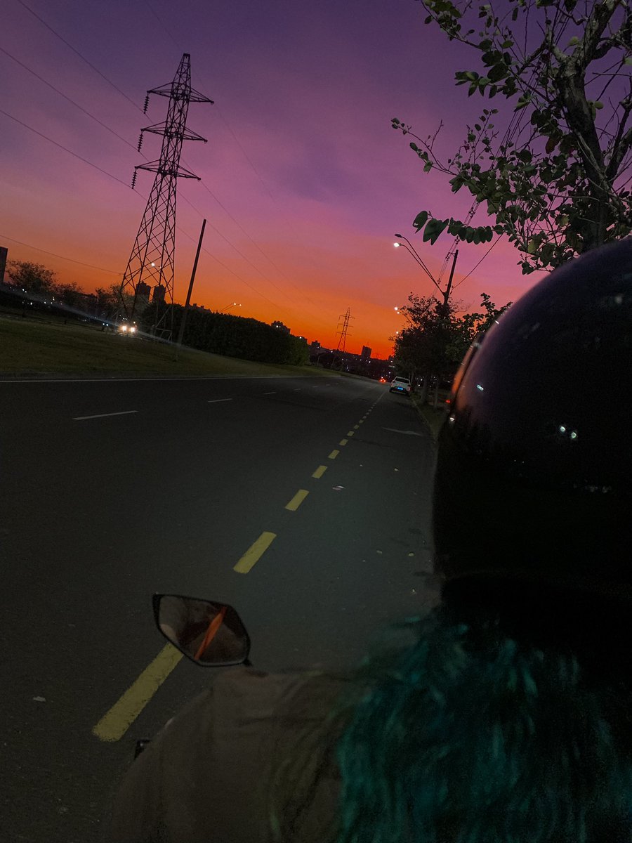 gioallim's tweet photo. A vida é tão bela quando estou com vc💜 https://t.co/m5JnbPLa1v