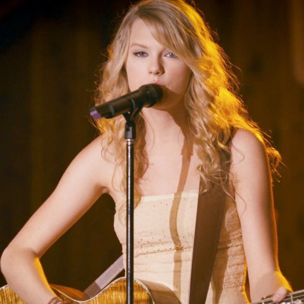 Taylor Swift España tweet media