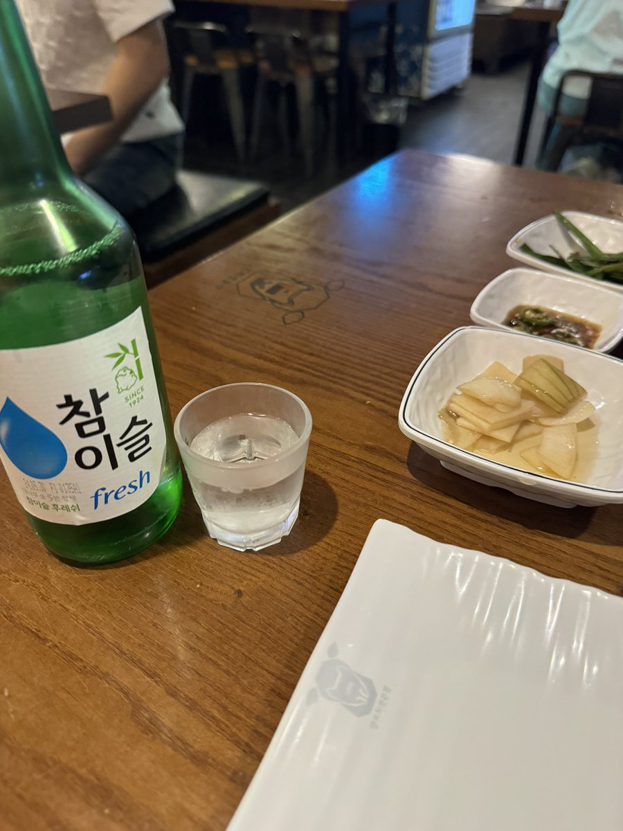 Disukesiba's tweet photo. 初韓国🇰🇷はサポートしてるチアの帯同で

弾丸でしたが楽し��た
でも皆の演技を1秒も見れないという😭

ただ無事をいのり帰国します。

滞在時間17時間⏰ https://t.co/h0IN1d883D