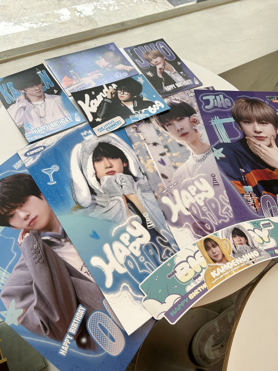 LOveOHcamja's tweet photo. 캠죠 생일카페🐈🐇
캠든 지호 영원히… 사랑해 ෆ˚*

#be_your_side
#앰퍼샌드원  #AMPERSANDONE
#최지호 #JIHO
#나캠든 #KAMDEN https://t.co/71kxIYQkdz