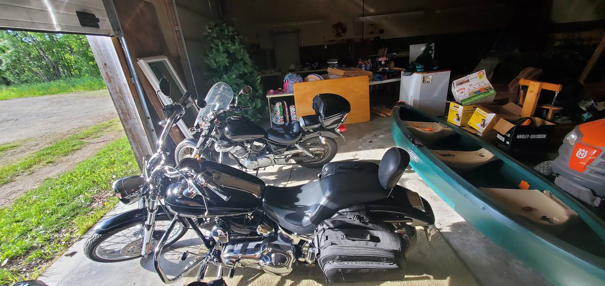 TheAdventStudio's tweet image. The sisters meet!