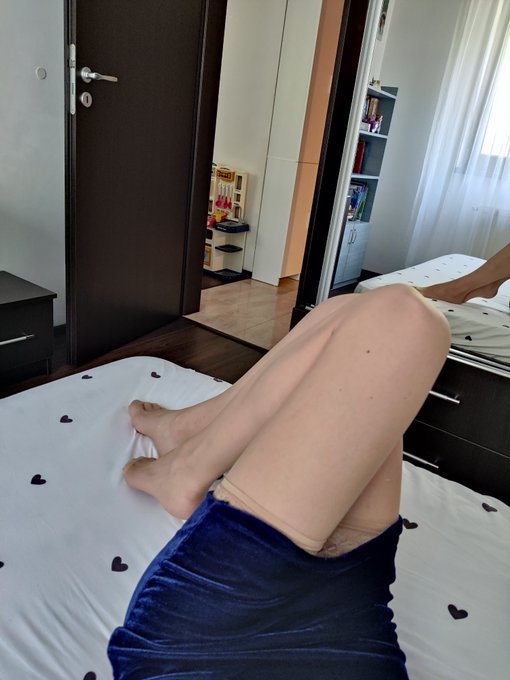 Elegance is the only beauty that never fades. 💃✨  #pantyhose #nylonfetısh #nylonlovers #legs #longlegs<a href="/tag/model"class="tags"><span>#model</span></a><a href="/tag/legs"class="tags"><span>#legs</span></a><a href="/tag/modellife"class="tags"><span>#modellife</span></a><a href="/tag/longlegs"class="tags"><span>#longlegs</span></a><a href="/tag/pantyhose"class="tags"><span>#pantyhose</span></a><a href="/tag/nylonlovers"class="tags"><span>#nylonlovers</span></a>