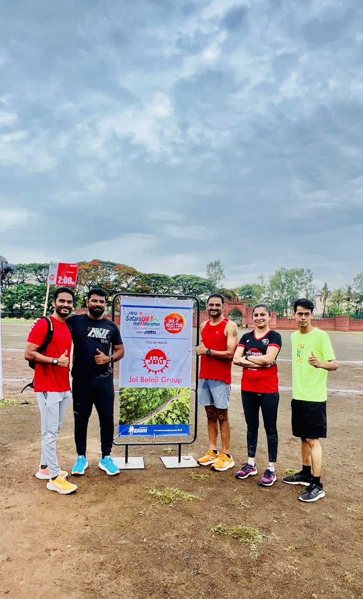 ShedgeSantosh's tweet photo. दुसरी Sunday सातारा हाफ हिल मॅराथॉन 7km Practice Run 

#SHHM #marathon #marathontraining
#satara #santoshshedge https://t.co/8G1PFG4s1F