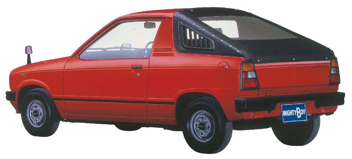 UltimativCars's tweet photo. In the 1980s, #Suzuki sold a tiny 2-door w/ a much "tinier" bed: the #MightyBoy (1983-88; 23k units in total).

Powered by a small 543 cc-engine w/ 21 kw/28 hp or 23 kw/31 hp, the MB got a slight facelift in '85 (square headlamps, roof-rack &amp; A-pillar mounted side-mirrors). https://t.co/d2hPt31fbI