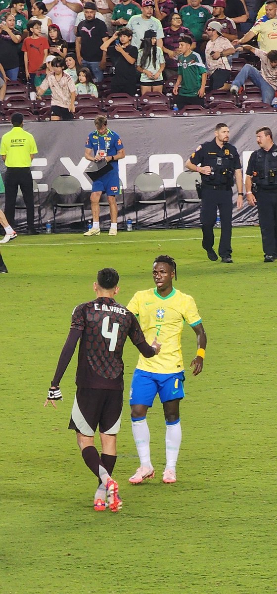 LeFicha's tweet image. No jugo mucho como esperaba, pero lo que jugo en ese tiempo 🔥  fue un partido de recuerdo sin duda.