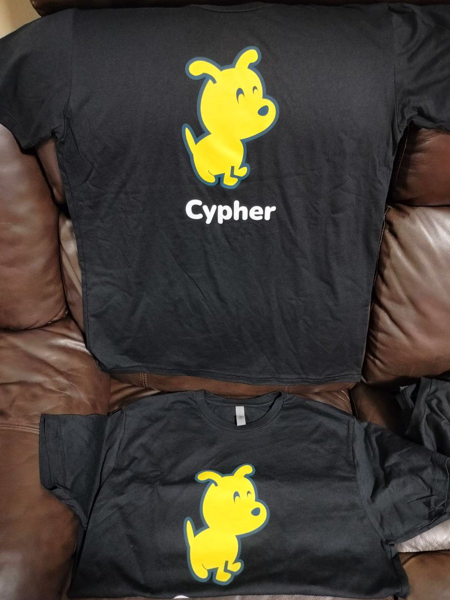 ควันหลงงาน Cypher Meetup ครั้งแรก ที่ทีมงานเจาะจงจัดขึ้นที่เมืองไทย เพราะกว่า 30% ของผู้ใช้งาน เป็นคนไทย (คิดเป็นลำดับที่ 2 ของโลกถัดจาก US)

งาน 𝗖𝘆𝗽𝗵𝗲𝗿 𝗶𝗻 𝘁𝗵𝗲 𝗖𝗶𝘁𝘆: 𝗕𝗮𝗻𝗴𝗸𝗼𝗸 ครั้งนี้ได้พบเจอกับ Founder <a href="/ikuberan/">Kuberan Marimuthu (Kube)</a> และทีมงานทั้งหมด ที่มาพูดคุยเกี่ยวกับ Vision