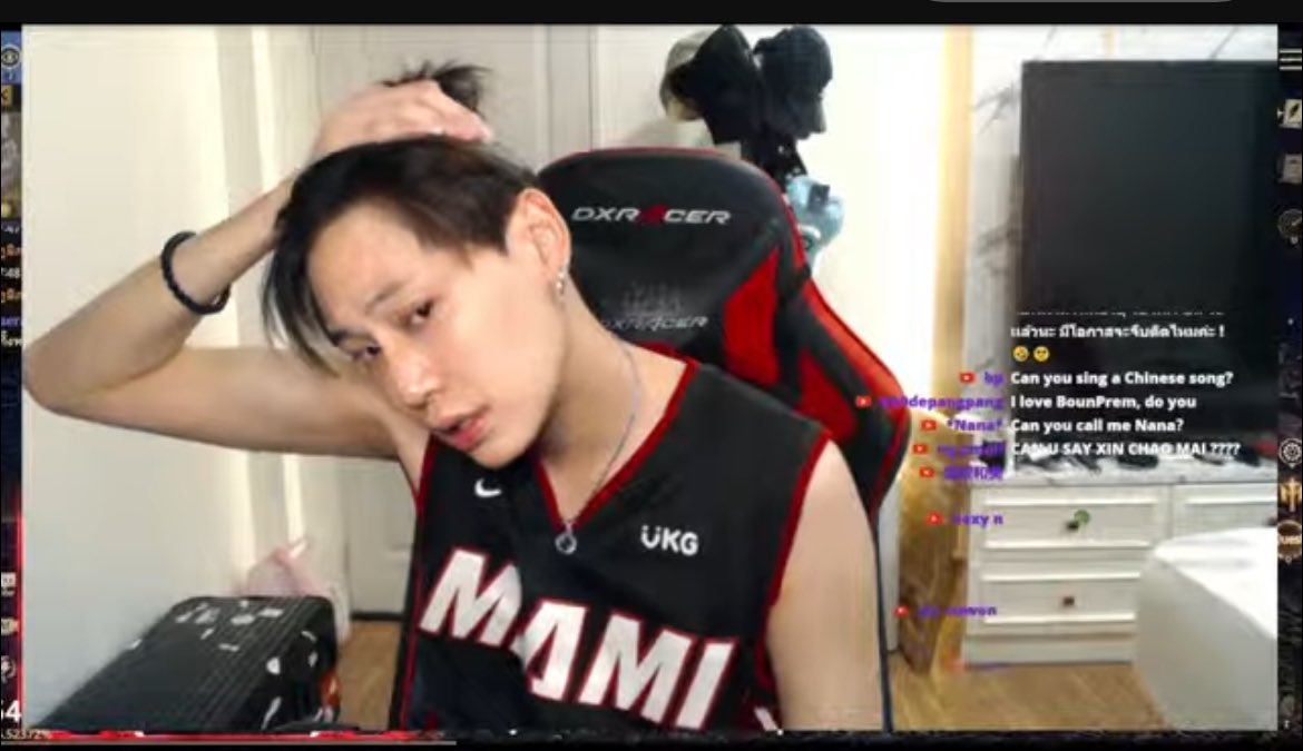 smileforboun's tweet photo. พี่บุ๋น                                                  น้องบุ๋น 

 #bb0un https://t.co/6mui9DaBhP