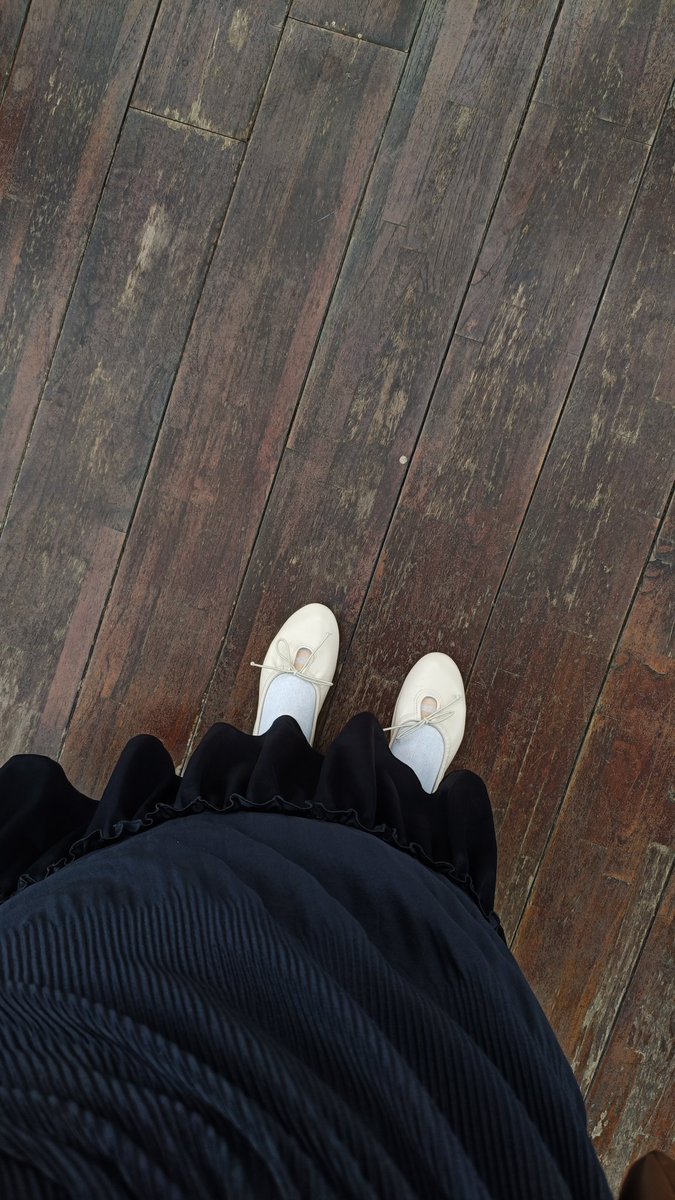 ATzeraaaDills's tweet photo. Real pict!!! Please like post aku yang ini dong:D
Please ini flatshoes dari pariz zoey cakep dan rekomend bangett🫶🏼🫶🏼
Bahannya ngga kaku, ngga bikin lecet walau dipakai seharian. nyaman banget dipakai. Aksen talinya mempercantik
https://t.co/wihYKXIAfl

#parizzoey #zonauang #like https://t.co/ppconjgwBH