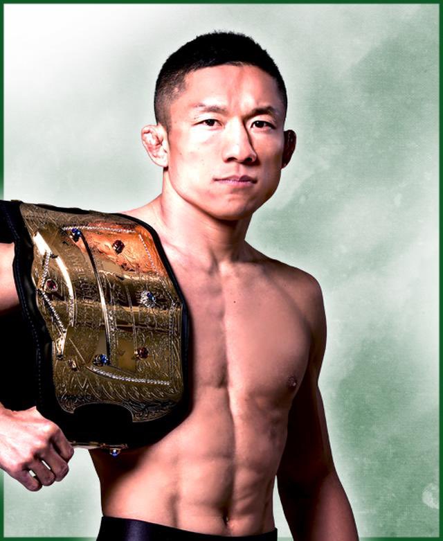 sharakiro's tweet photo. MMA速報です👩🏻‍💻

#RIZIN47 バンタム級

堀口恭司、3-0でセルジオに判定勝ち！

33歳 33-5 15KO 5SUB(RIZIN14-1) https://t.co/SXtHylOUW2