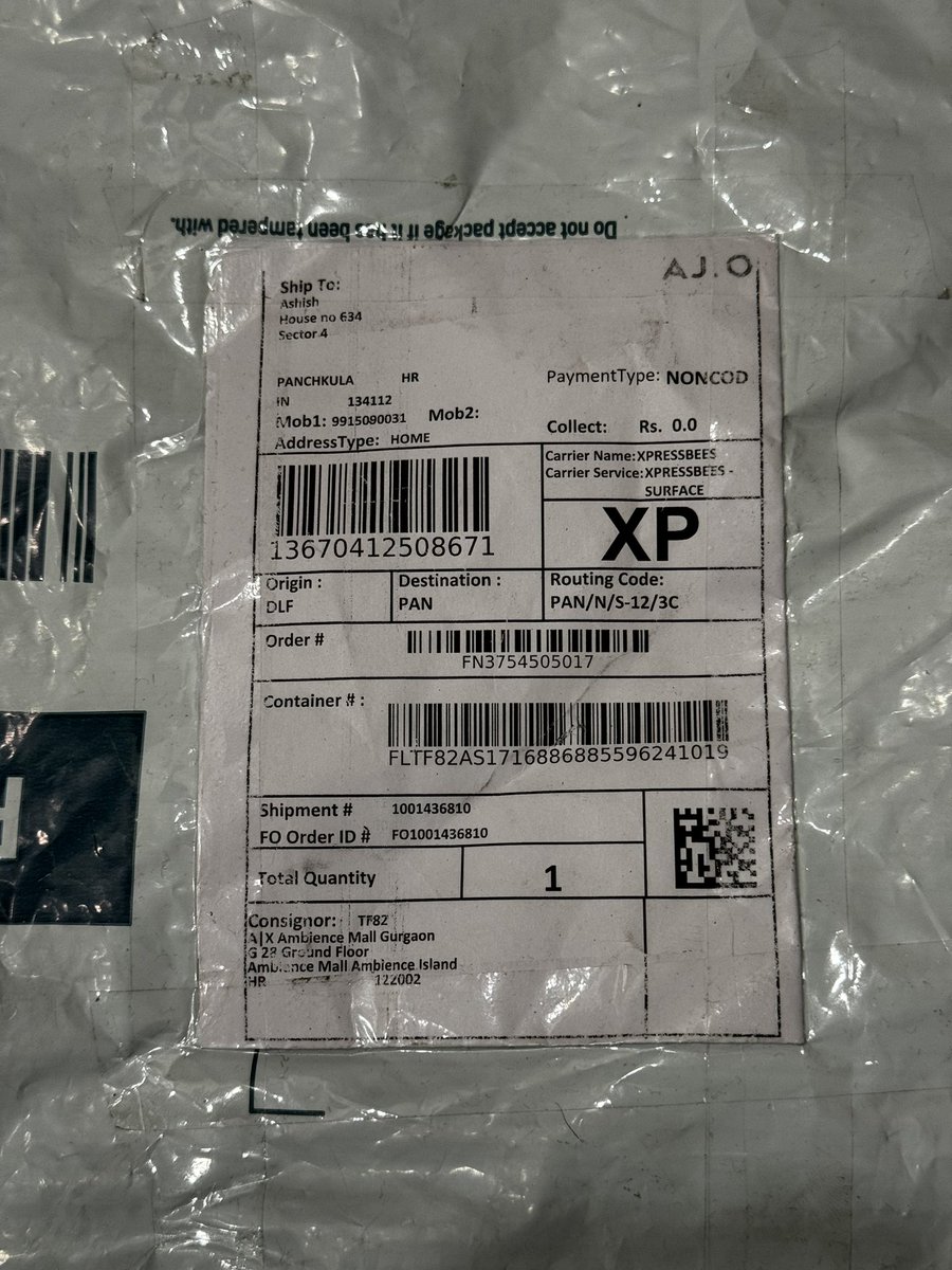 TimeTravellerO's tweet photo. As per your request, I’m attaching the outer poly bag pictures in which the wrong product was delivered https://t.co/WATy7oLGk9