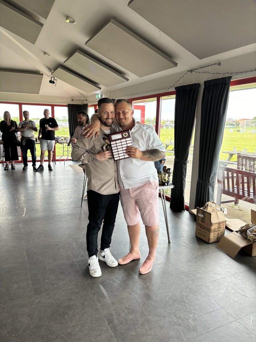 Onto our Player’s Player award.. Zak has been unreal for us this year. Mr Consistent, always giving his best for the team! 

Many of you will know Zak’s been through a tough time recently we know that everyone is so proud of you Zak!

One of our own, congratulations Zak!

💛🖤