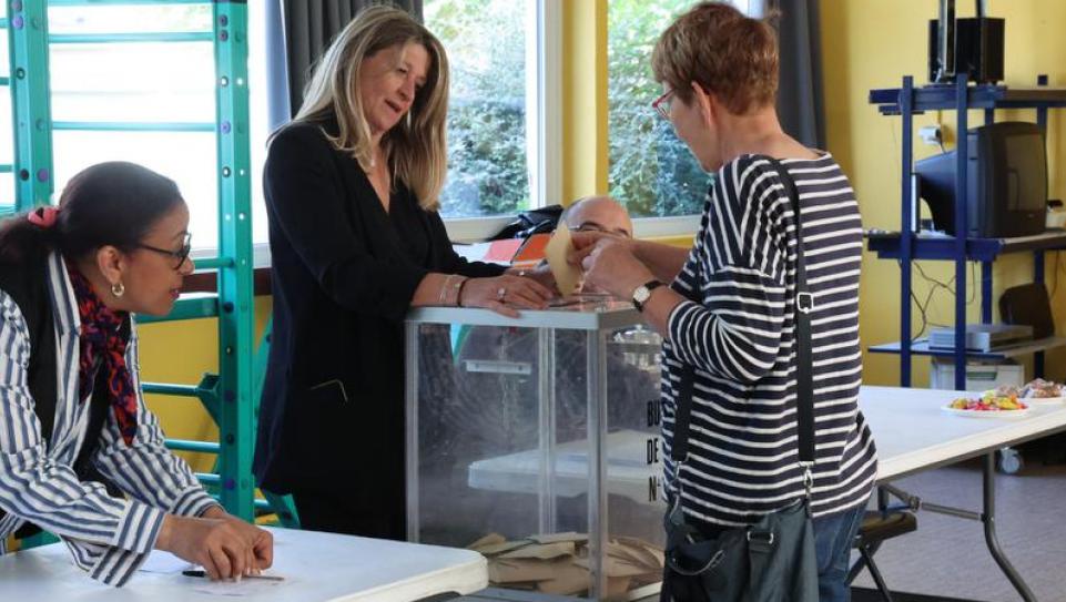 DIRECT 🔴 #ElectionsEuropéennes2024 : le taux de participation à midi est de 19,81 %, en légère hausse par rapport à 2019
lavoixdunord.fr/1470898/articl…