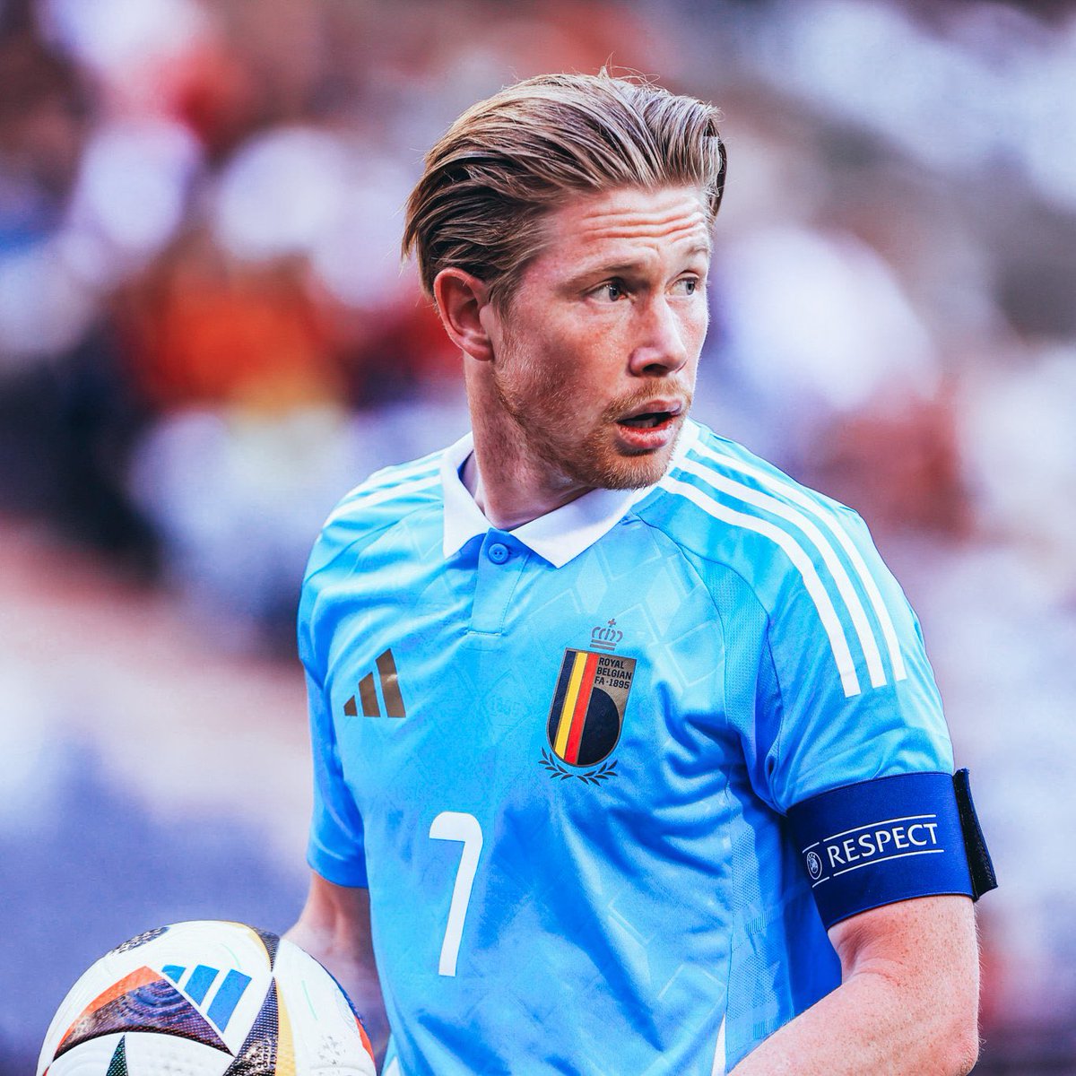 might actually buy this Belgium shirt 🥶