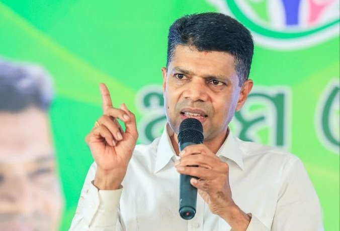 SparkMedia_TN's tweet image. 🔴#BREAKING | தீவிர அரசியலில் இருந்து விலகுவதாக வி.கே. பாண்டியன் அறிவிப்பு!

நான் நவீன் பட்நாயக் அவர்களுக்காக பிஜு ஜனதா தளம் கட்சியில் இணைந்தேன்

எனக்கு எதிரான பிரச்சாரம் பிஜு ஜனதா தளத்தின் வீழ்ச்சிக்கு வழிவகுத்திருந்தால் மன்னிக்கவும்

- வி.கே. பாண்டியன்

#SparkMedia | #VKPandian…