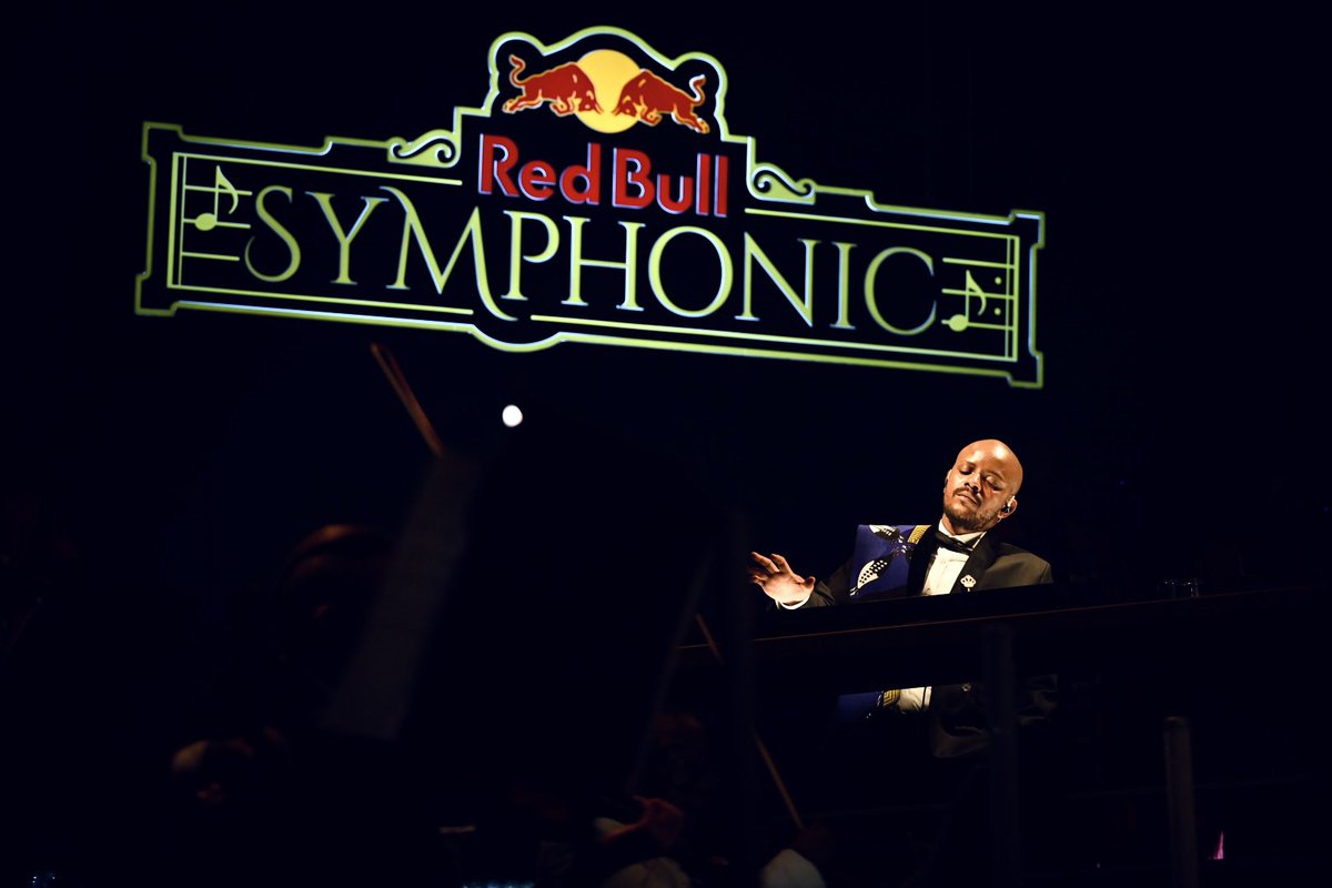 RedBullZA's tweet photo. u @KabzaDeSmall_ took it all the way to the top on Day One of Red Bull Symphonic 🔥🎹🎵

#RedBullSymphonic #RedBullSymphonicSouthAfrica https://t.co/UlUD6Fv5qr