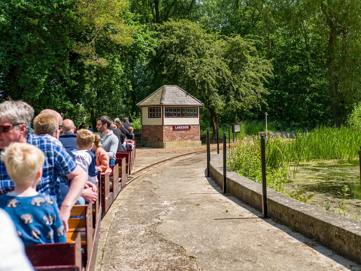 Psi50's tweet image. Great day at Stapleford Park yesterday. Trains running today too! @Staplefordtrain