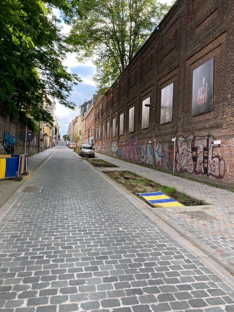 nicdemoy's tweet photo. @YvesRouyet @worldbollards @Ixelles_Elsene @doulkeridis @dimitristrobbe La “requalification” de la rue du viaduc se transforme, comme prévu, en terrain vague, ou pour les mautos en mini terrain camel trophy low cost et dépotoire pour les chantiers alentours…on garde espoir! @WorldBollard urgently needed! https://t.co/423NxBhNNE
