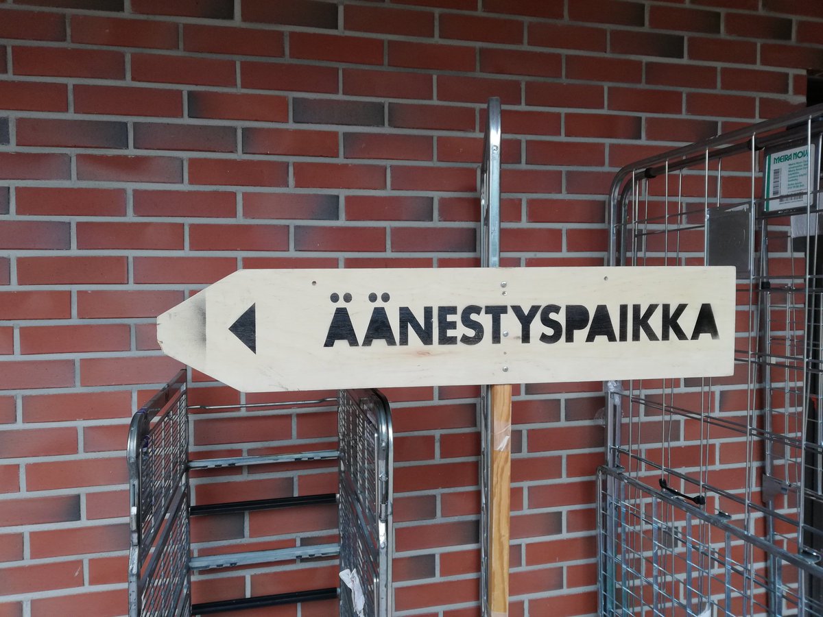 Tänään on EU-vaalien äänestyspäivä. Muista äänestää! 🇪🇺 Seuraavan kerran äänestämään pääsee ensi huhtikuussa kunta- ja aluevaaleissa. #euvaalit