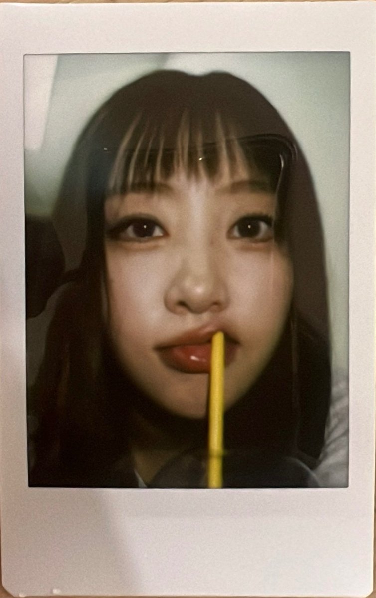 yveryhour's tweet image. yves polaroid 🍎