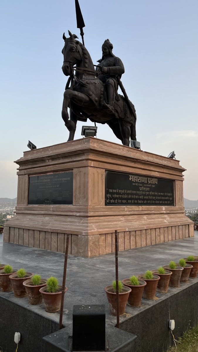PSChauhan29's tweet photo. महान योद्धा वीर शिरोमणि महाराणा प्रताप जी अदम्य साहस, अद्भुत शौर्य और पराक्रम के प्रतीक थे। आज उनकी जयंती पर उन्हें कोटि-कोटि वंदन करता हूं। मातृभूमि की रक्षा हेतु उनका संघर्ष और अतुल्य बलिदान हम सभी के लिए प्रेरणास्त्रोत है।

#MaharanaPratapJayanti https://t.co/lZT3twvGyG