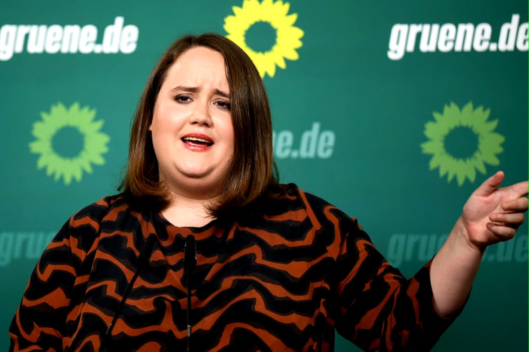 Guten Morgen, Wahltag! Die Grünen schrumpfen Deutschland, deswegen sollte Deutschland die Grünen schrumpfen. 30 Dinge, die man heute bedenken sollte:
1. Die Grünen sind eine Partei des wirtschaftlichen Niedergangs. Grün macht arm.
2. Grüne lachen über ermordete Polizisten.
3.