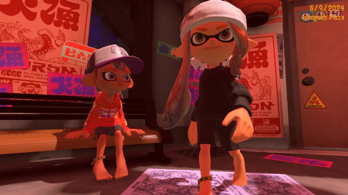 OKAMl64's tweet photo. :foot:
also random aqua pic &amp; agus' octo https://t.co/Y5UYSMvHmA