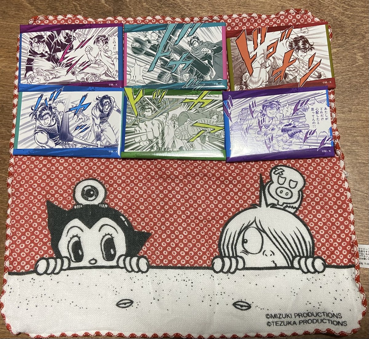 暴缶バッジ、推し作家に推し作家を重ねることでとても楽しい展示品になりました。 