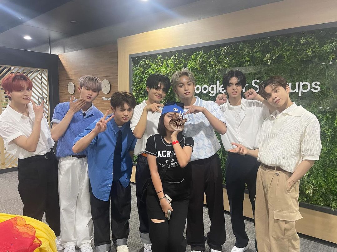 deijidonut's tweet photo. HORI7ON WISH IN SKOREA

ig: @/rxtwnn 
#WishBusSouthKorea
#Lucky7onWish1075SK
#HORI7ON #호라이즌 
@HORI7ONofficial https://t.co/qRyc8osLF5